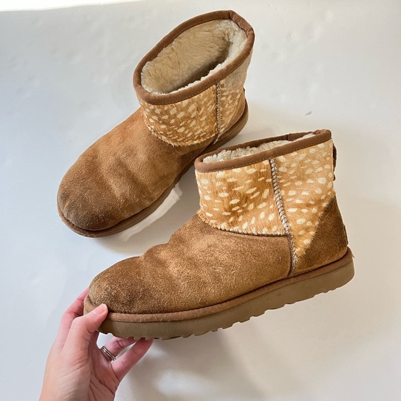 UGG Shoes - Ugg Classic Mini Idyllwild Chestnut Spotted Boots Size 8